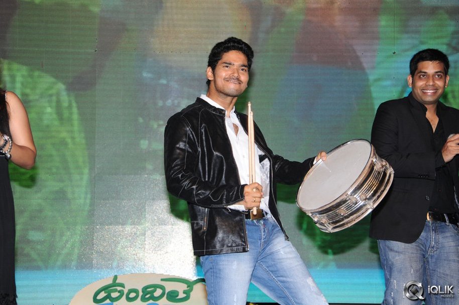 Undhile-Manchi-Kalam-Mundhu-Mundhuna-Movie-Audio-Launch